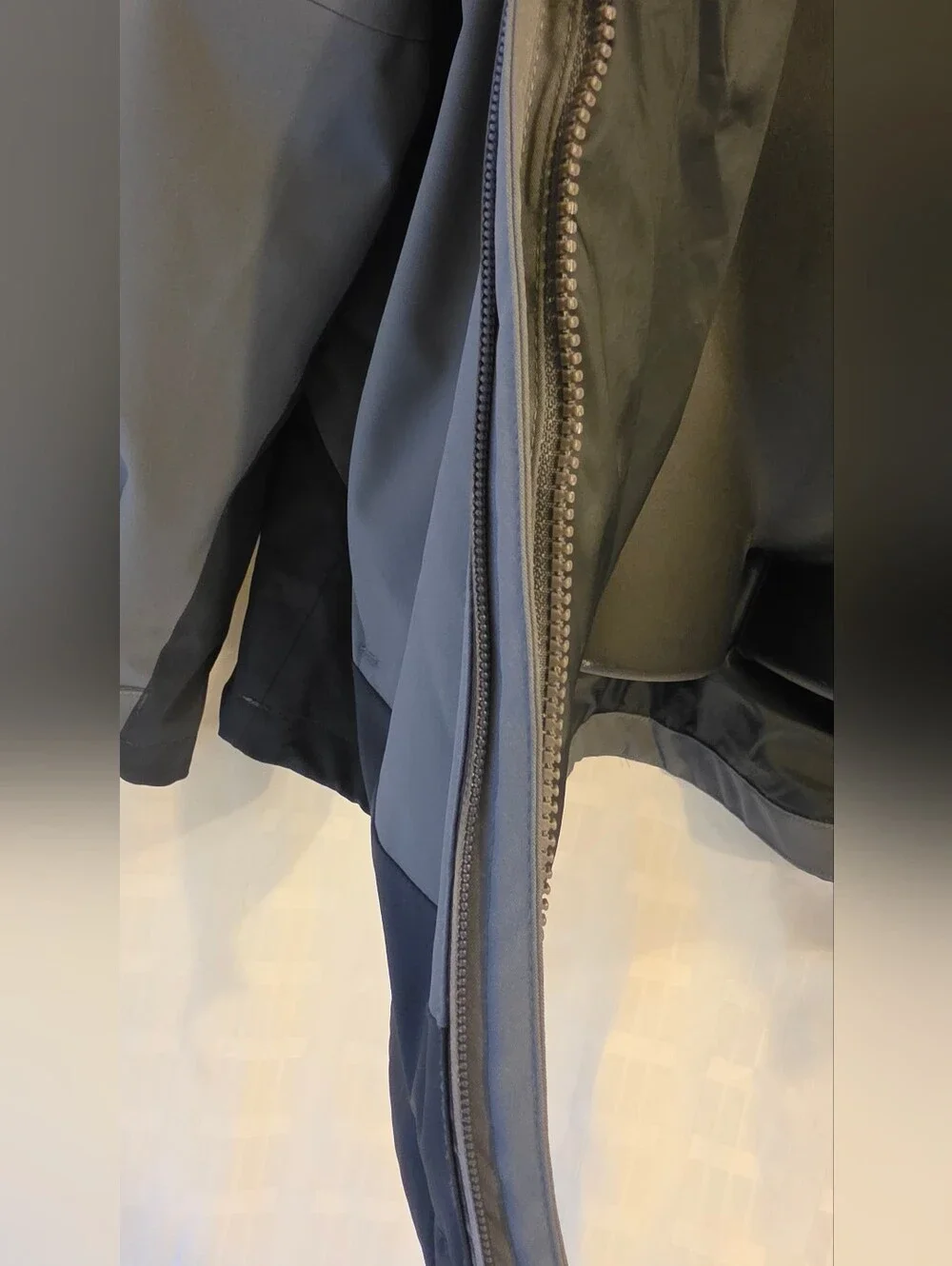 Eddie Bauer Mens Jacket